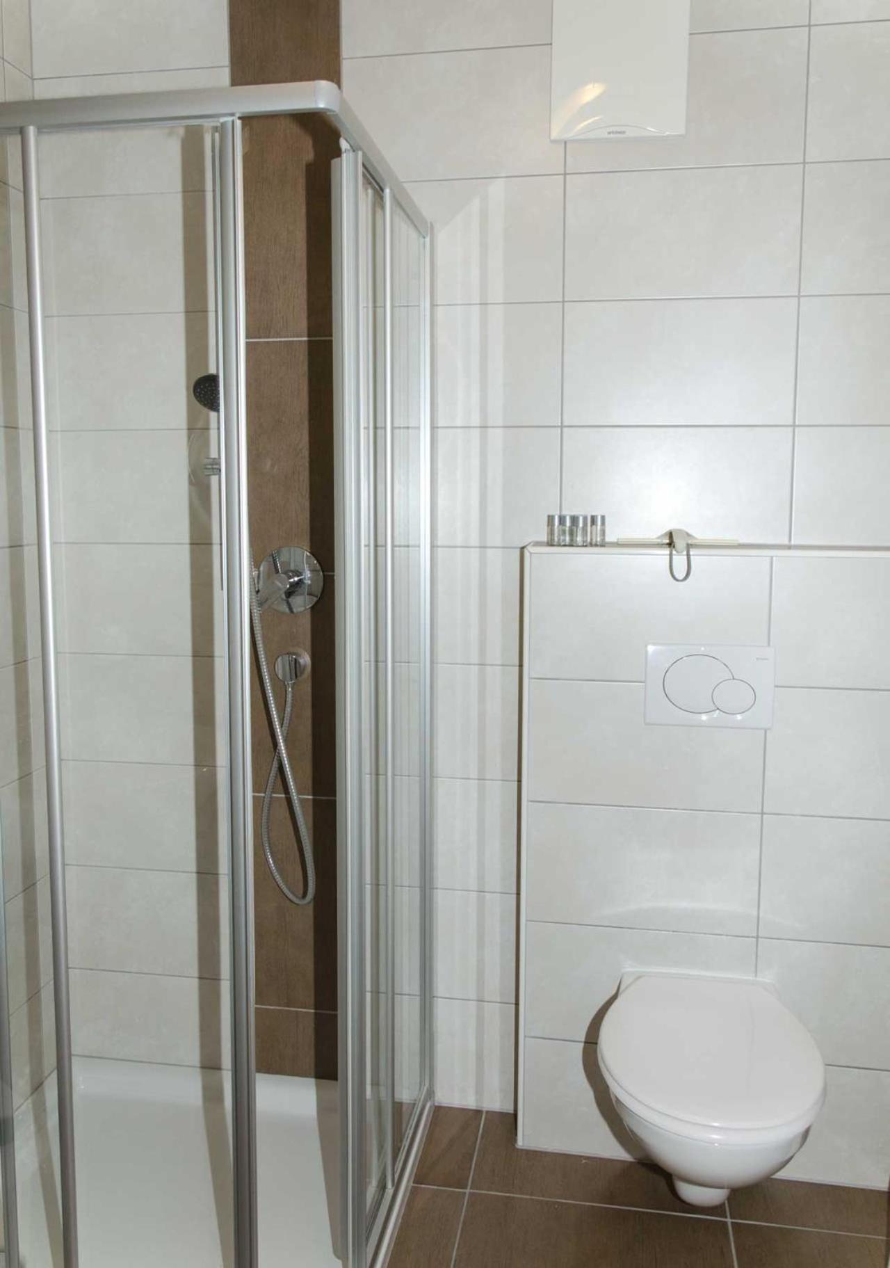 Haus Alpin Apartments Pettneu am Arlberg Extérieur photo