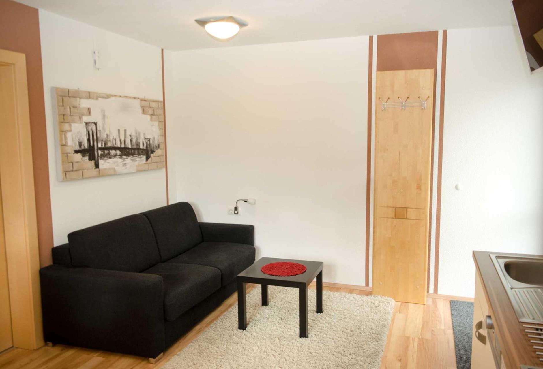 Haus Alpin Apartments Pettneu am Arlberg Extérieur photo
